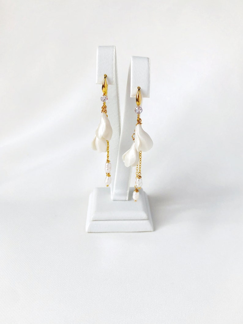 Bridal earrings with flowers, Long wedding flower earrings, White floral drop earrings, Wedding dangle earrings image 9