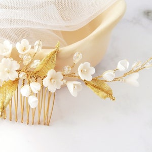 Gold hair comb, Bridal gold hair piece, Wedding floral hair comb, Wedding hair comb, Bridal flowers hair piece, Back hair piece image 2