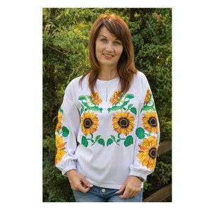 Ukrainian linen white women&#39;s vyshyvanka blouse with embroidered sunflowers. Spectacular clothes for a capsule wardrobe+a gift from Ukraine