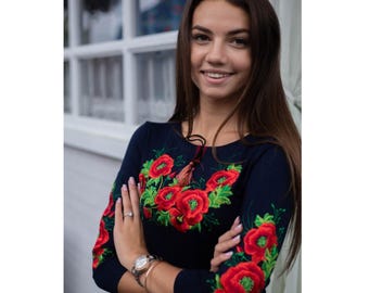 Embroidered Poppy Vyshyvanka T-Shirt, Dark Blue 3/4 Sleeve Top
