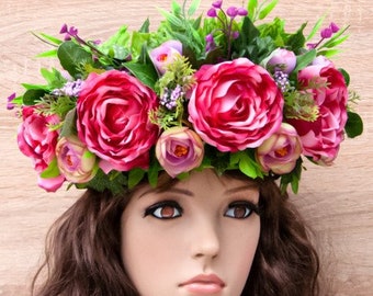 Couronne de fleurs ukrainienne dans des tons roses. Accessoire fait main. Décoration de cheveux faite de fleurs + un cadeau de l'Ukraine