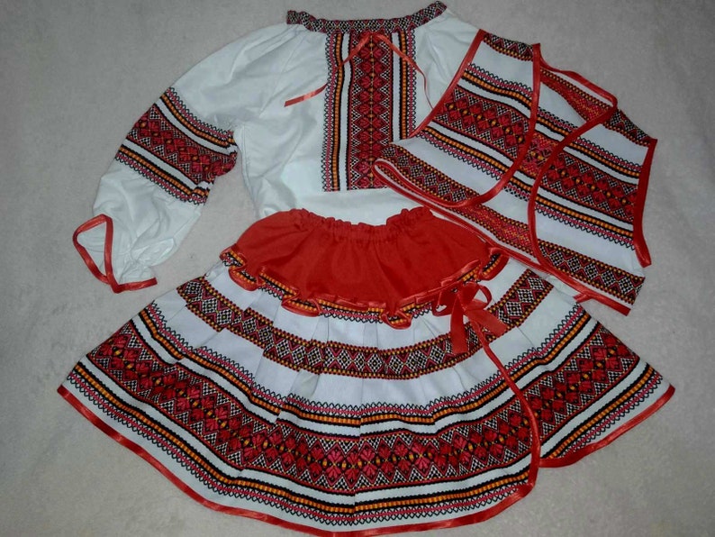 Costume trois pièces hutsul de nationalité ukrainienne pour fille/chemisier, jupe, gilet Il existe des tailles un cadeau d'Ukraine image 8