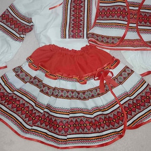 Costume trois pièces hutsul de nationalité ukrainienne pour fille/chemisier, jupe, gilet Il existe des tailles un cadeau d'Ukraine image 9