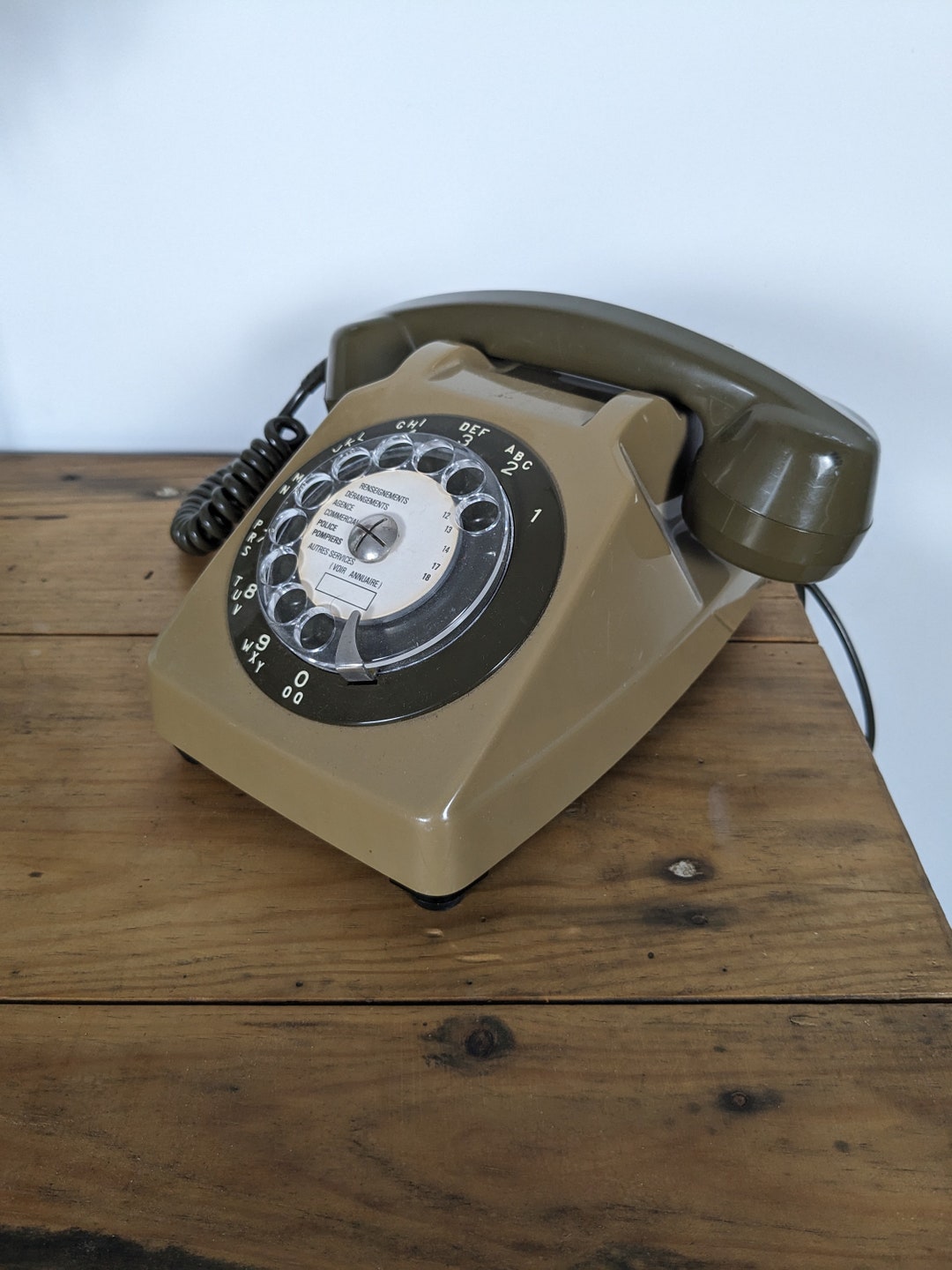 TÉLÉPHONE FIXE PTT SOCOTEL S63 à Cadran /Ivoire/avec Ecouteur/Vintage 80's EUR 35,00 - FR