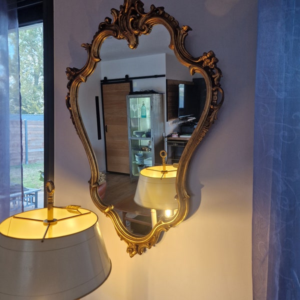 Grand miroir baroque doré 98 x 67 cm