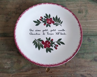 Decorative plate in Gien earthenware