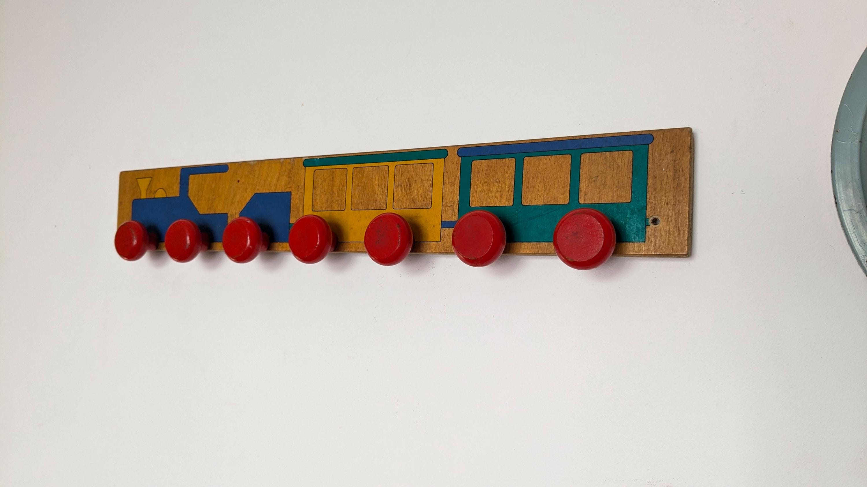 Porte manteau mural chapeau et bagage en bronze train | Selency