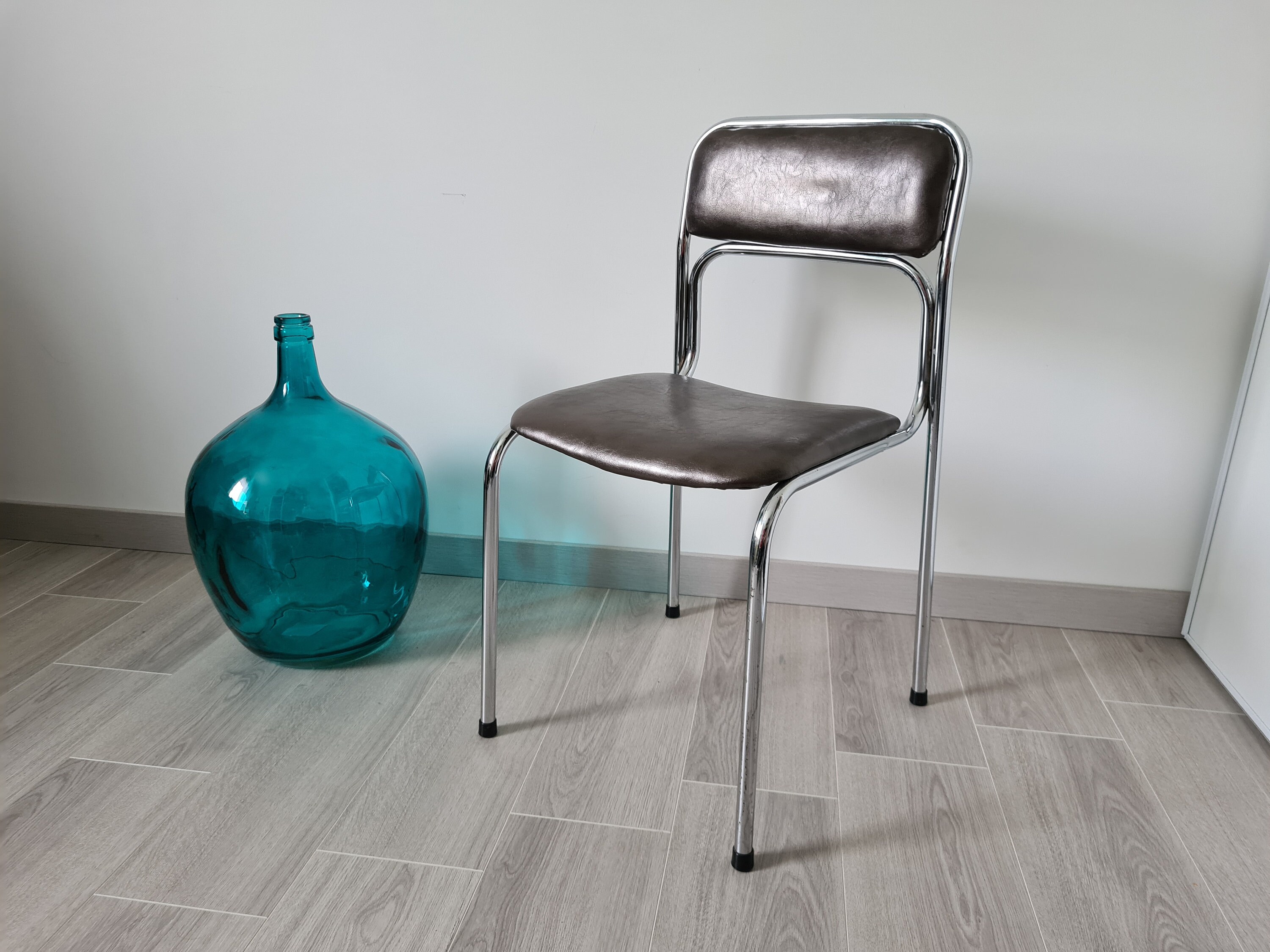 Chaise Vintage Skai et Chrome