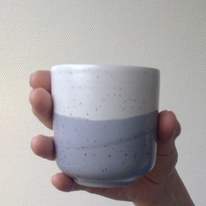 Mug minimaliste en céramique sans anse image 2