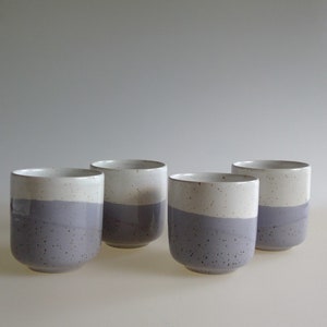 Minimalistischer Keramikbecher ohne Henkel Bild 1