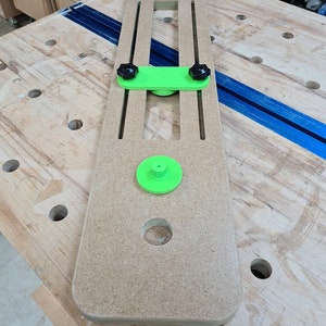 Instructions & STL files for making a flexible Circle Cutting Jig in MDF or Ply