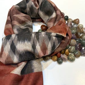 Authentic Pashmina Scarf Handmade In Kashmir, Pure Pashmina Shawl, Kashmiri Shawl, Ikat Pashmina Shawl, Scarf for Women, 28*80 inch