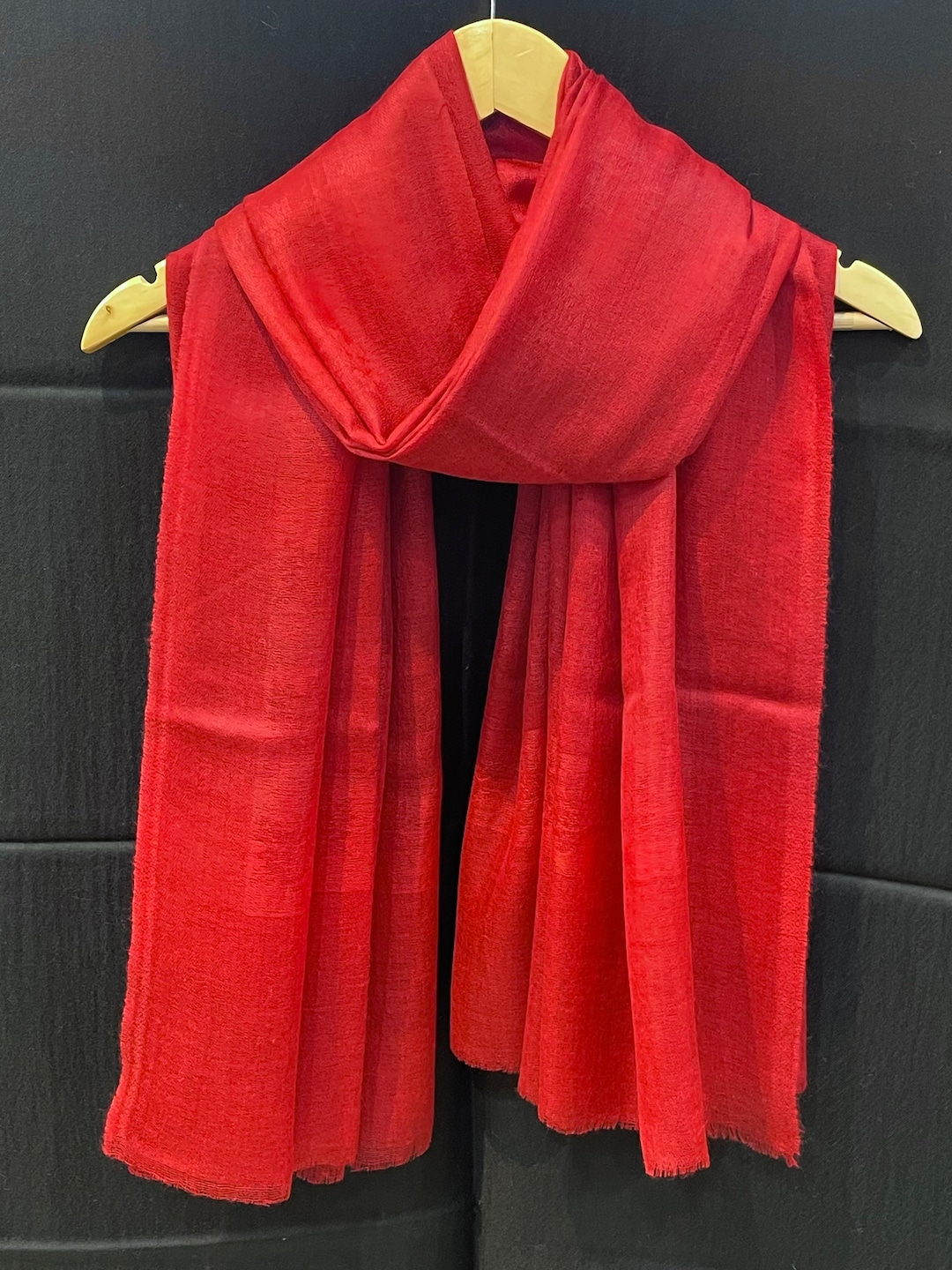Pure Pashmina Shawl and Wrap, Kashmiri Pashmina Shawl, Red Pashmina