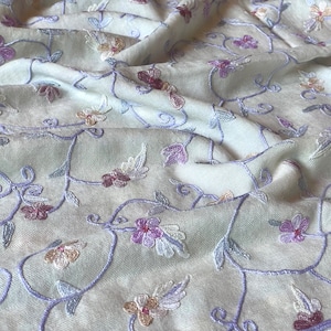 Kashmiri Aari Embroidery Handmade Scarf, Warm Winter Shawl, Kashmiri Pure Wool Scarf, Wedding Shawl, Kashmiri Shawl, Gifting Ideas, 28*80 in
