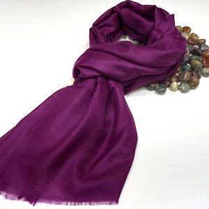 Kashmiri Pashmina Scarf, Wine Color Magenta Pashmina Shawl, Pure Pashmina Scarf, Winter Wrap, Kashmiri Stole, Wedding Gift Shawl, 28/80 inch