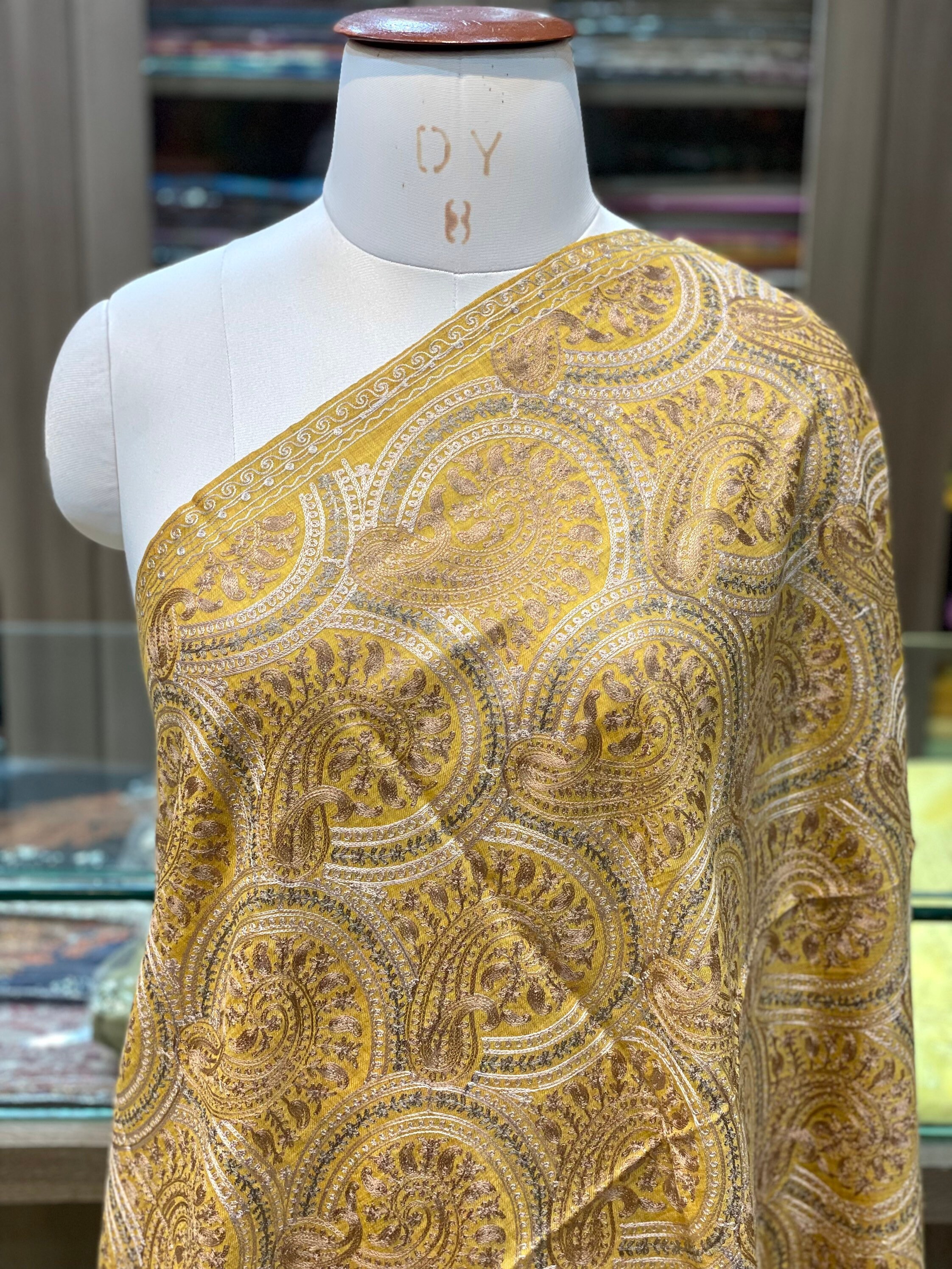 Pure Cashmere Scarf, Kashmiri Aari Stole, Pashmina Shawl, Embroidered Kashmiri Shawl, Ladies Shawl, Wedding Shawl, Christmas Gift, 2880 in - Etsy Polska Pure Cashmere Scarf, Kashmiri Aari Stole, Pashmina Shawl, Embroidered Kashmiri Shawl, Ladies Shawl, Wedding Shawl, Christmas Gift, 2880 in - Etsy Polska