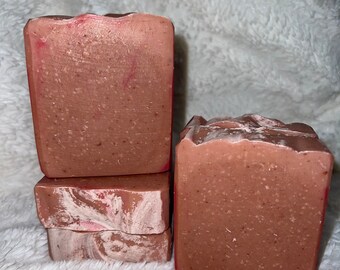 Jabón de agua de rosas y almizcle, procesado en frío, leche de cabra