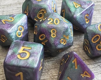 High Contrast - Hulking Green Goblin 7 pc dice set | Dragon Hoard | Tabletop RPG | Dice Goblin | d20 system | dnd