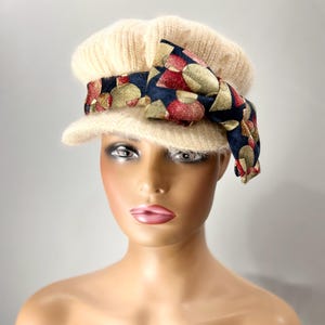 Women\'s Fancy Church Beanie Hat Cloche Hat Black Hats For Women 1970s Bee Hive Hat Black  main image 3