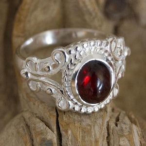 Ring garnet, matt silver, oval garnet, statement ring silver