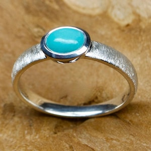 Ring Turquoise, silver, brushed, oval Arizona turquoise