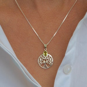 Tree of life silver faceted peridot gemstone pendant on chain