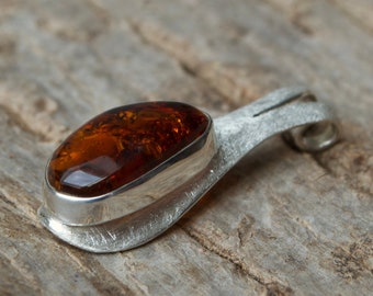 Amber pendant, brushed silver, large natural amber