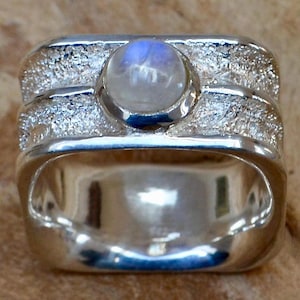Moonstone ring, matt silver, satin finish, cabochon gemstone ring. Size 57