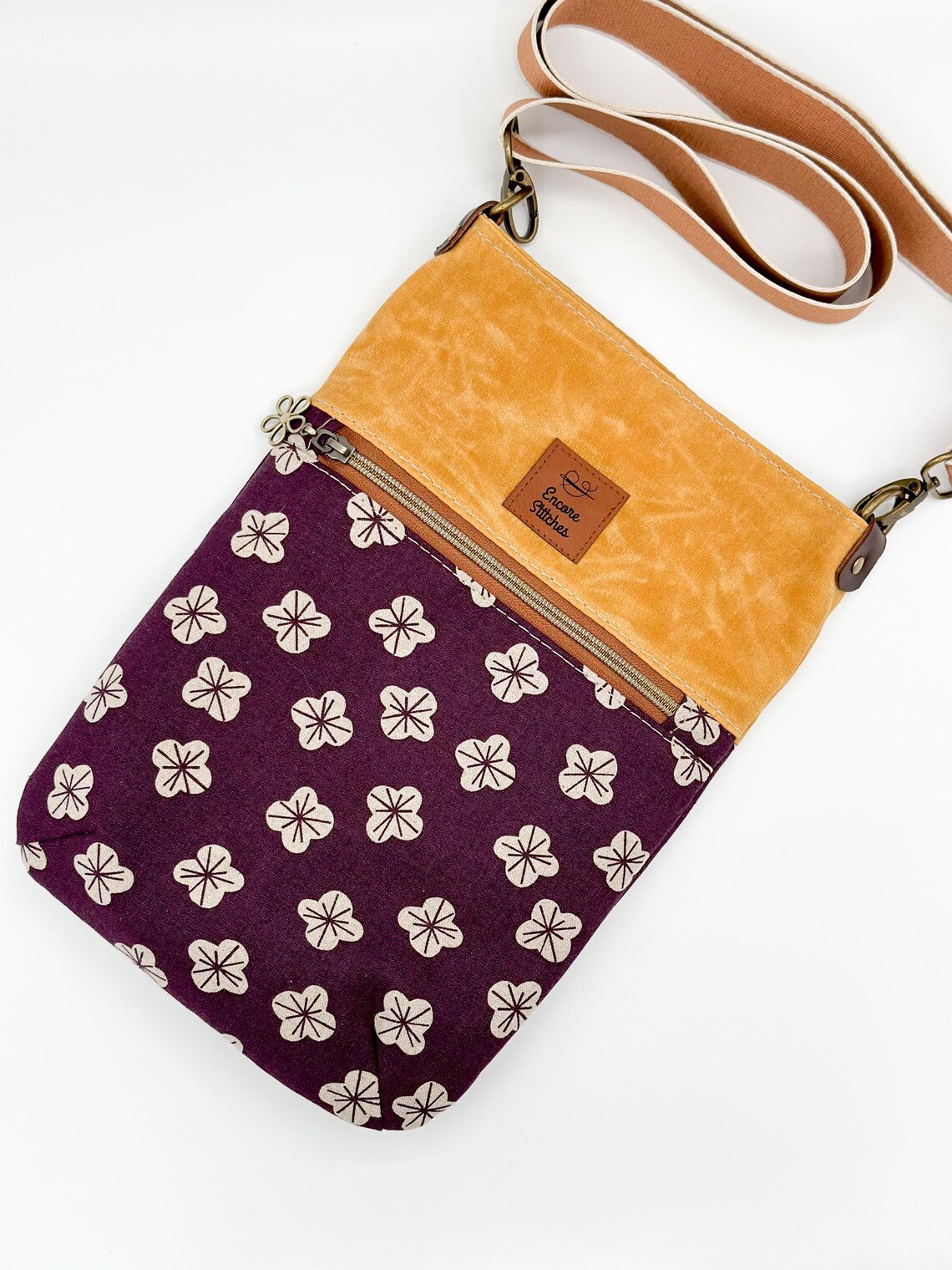 •GO BAG - CONEFLOWER• waxed canvas crossbody