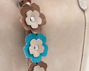 Reclaimed Leather Flower Bag Charm, Handmade Leather Keychain, Upcycled Leather Purse Charm, Clip On Bag Accessory, Unique Gift for Her