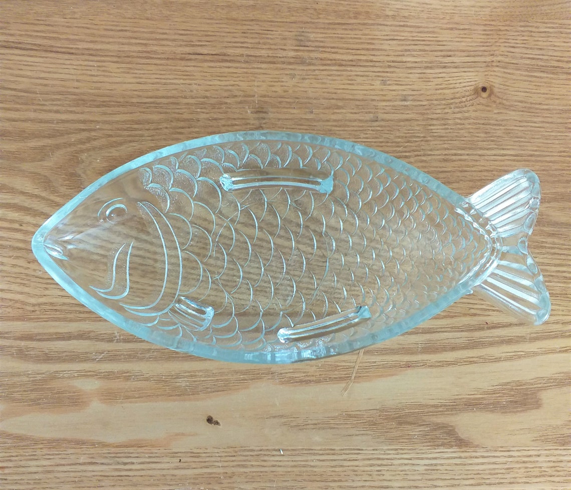Vintage Pair of Glass Fish Dishes Pressed Glass Serving Dish Etsy