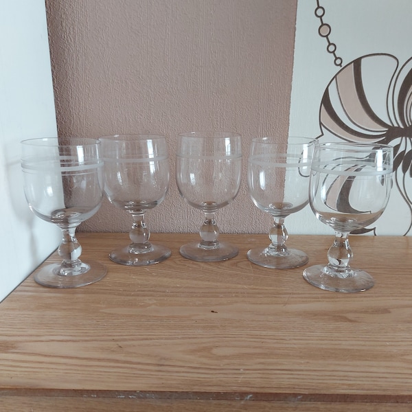 Vintage Berlinois Wine Glasses SET 5, Old Hand Blown Wine Glass with olive stand