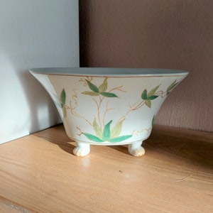 Vintage keramikskål med växtmönster, skål med fot i keramik