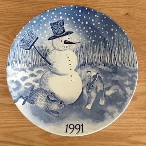 Vintage GUSTAVSBERG CHRISTMAS Plate with Snowman, Sweden, 1990