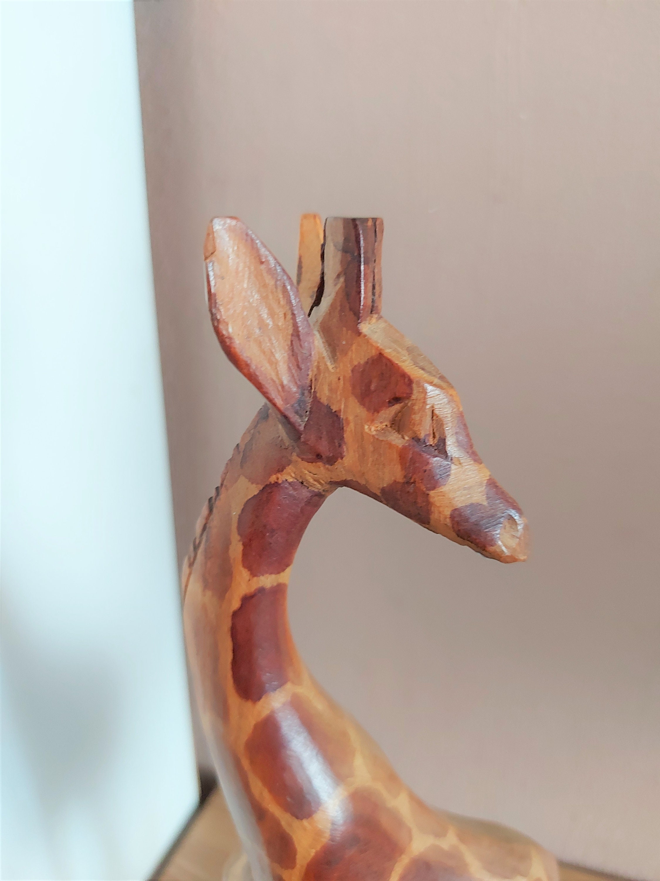 ヴィンテージ木製アフリカキリンの置物、手彫り木製動物、エチオピア