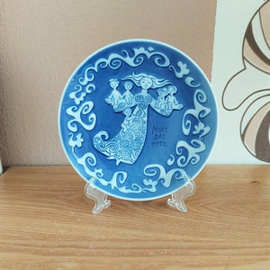 Vintage ROYAL COPENHAGEN Porcelain Collectible Plate “ Mother’s day”, Denmark, 1970s