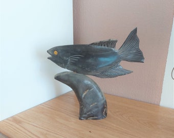 Vintage handgemachte Horn Fisch Figur, handgeschnitzte Fisch Figur