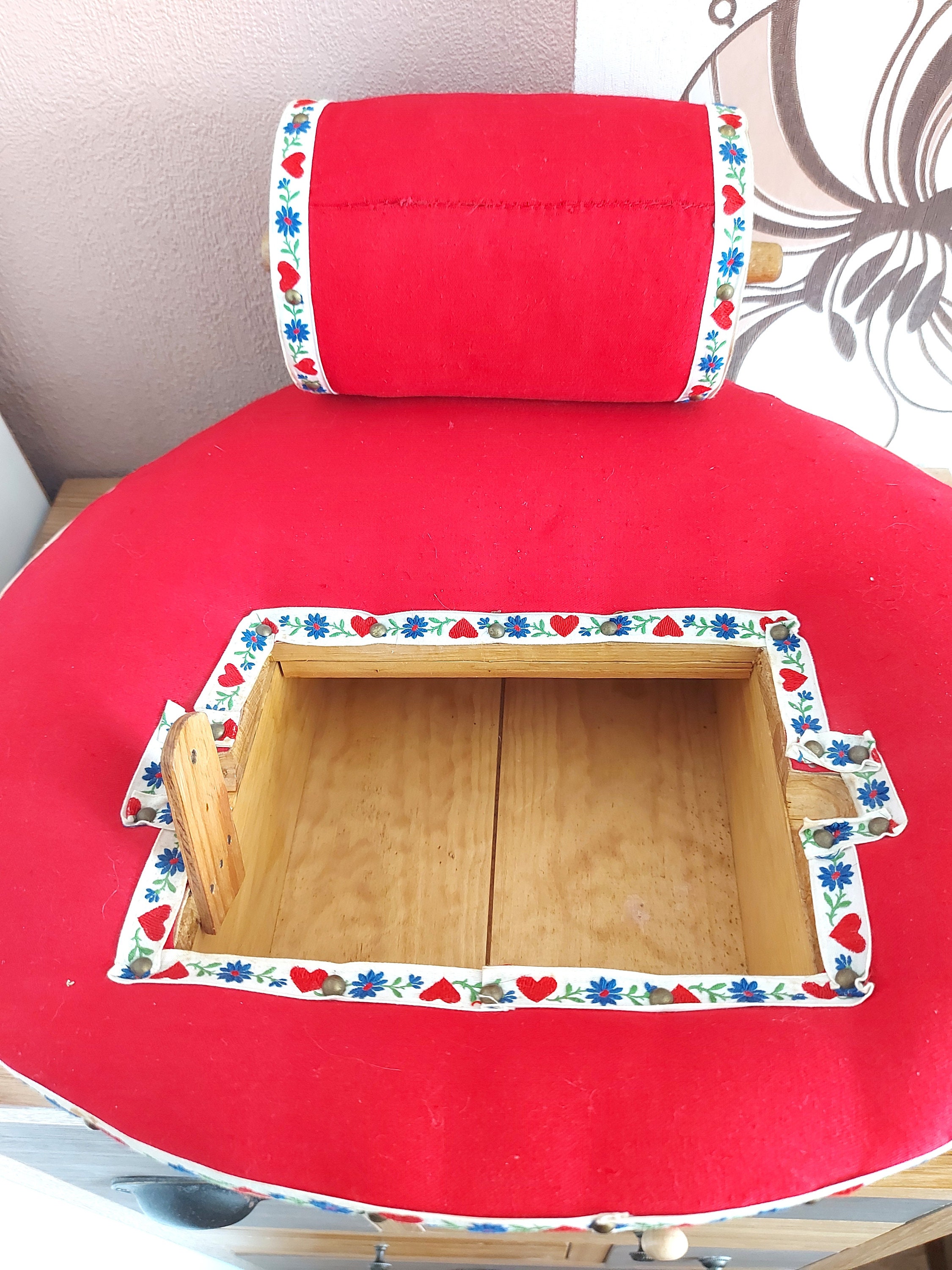 ヴィンテージ レース ピローとボビン レース 32 ピース、レース