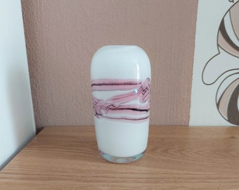 Vaso vintage in vetro bianco latte HADELAND, design di Willy Johansson, Norvegia, anni 1960