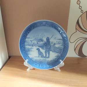 Vintage ROYAL COPENHAGEN CHRISTMAS Wall Plate ”Immervad Bridge”, Denmark, 1970s