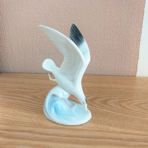 Vintage GDR Porcelain Sea Gull figurine, with JLMENAU mark, Germany 1970s