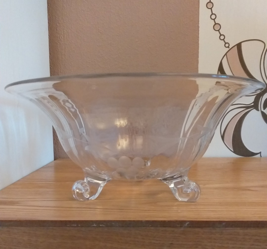 Vintage 3 Footed Glass Bowl With Floral Motive Etsy