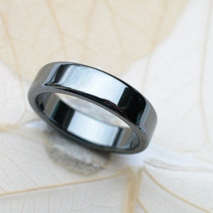 Hematite ring wide, beautifully shiny hematite