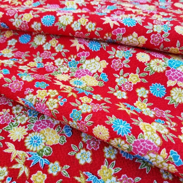 Kyoto Yuzen Chirimen Crepe Fabric - motif floral traditionnel en plusieurs couleurs