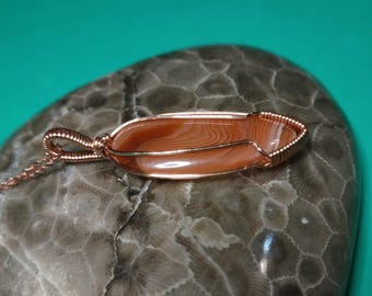 Dazzling Color! Copper Wire Wrapped Lake Superior Agate Pendant with delicate copper chain.