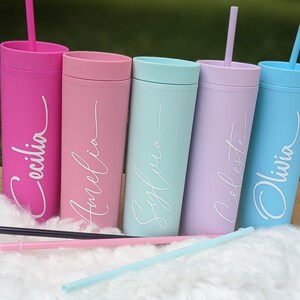 Personalisierter Brautjungfern Tumbler, Brautjungfern Geschenk, Personalisierter Becher, Junggesellinnenabsolventen Geschenk, Brautjungfern Geschenk