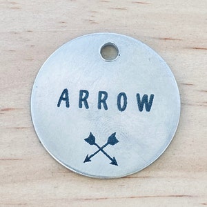 Arrow Dog tag, Pet ID Tag, Pet name tag, Dog name tag, Dog ID tag, Dog collar tag, Puppy name tag, puppy pet tag, cat name tag, tiny Pet tag