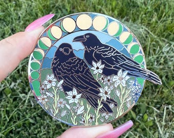 Pair of crows Enamel Pin! Beautiful big pin! Hard enamel silver
