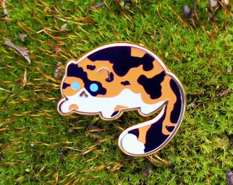 Mini Calico Kitty Enamel Pin! Adorable tiny cat pin!