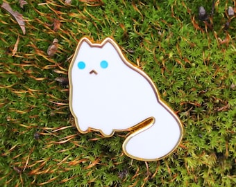 Mini White Kitty Enamel Pin! Adorable tiny cat pin!